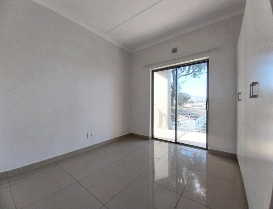 2 Bedroom Property for Sale in Edgemead Western Cape